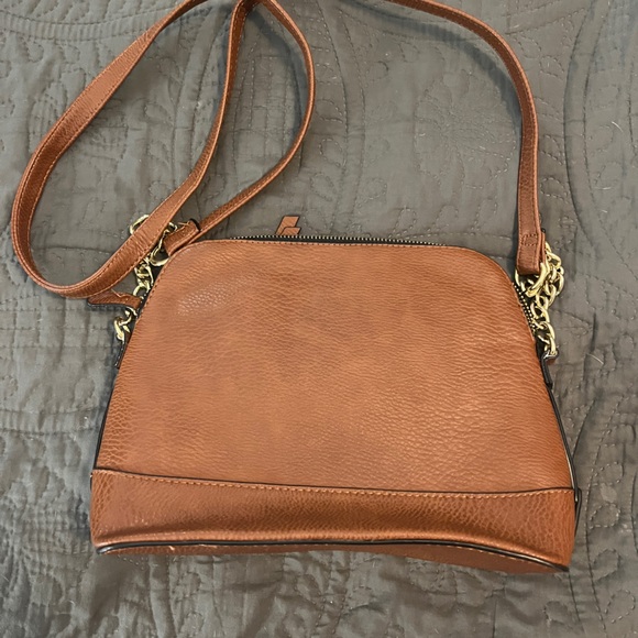 Madden girl purse- like new condition - Picture 2 of 4